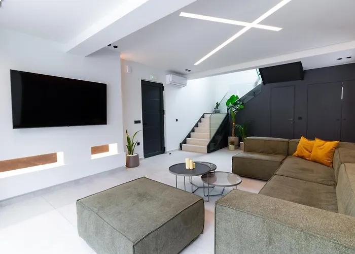 Stalea Luxury * Pefki