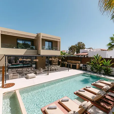 Stalea Luxury Πεύκος