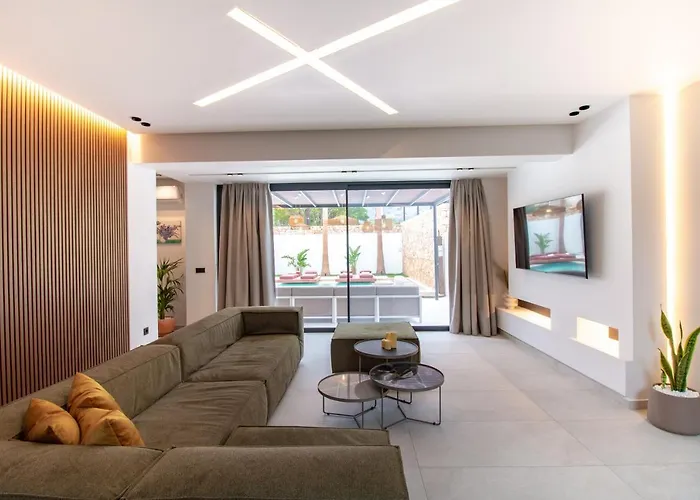 Stalea Luxury Πεύκος